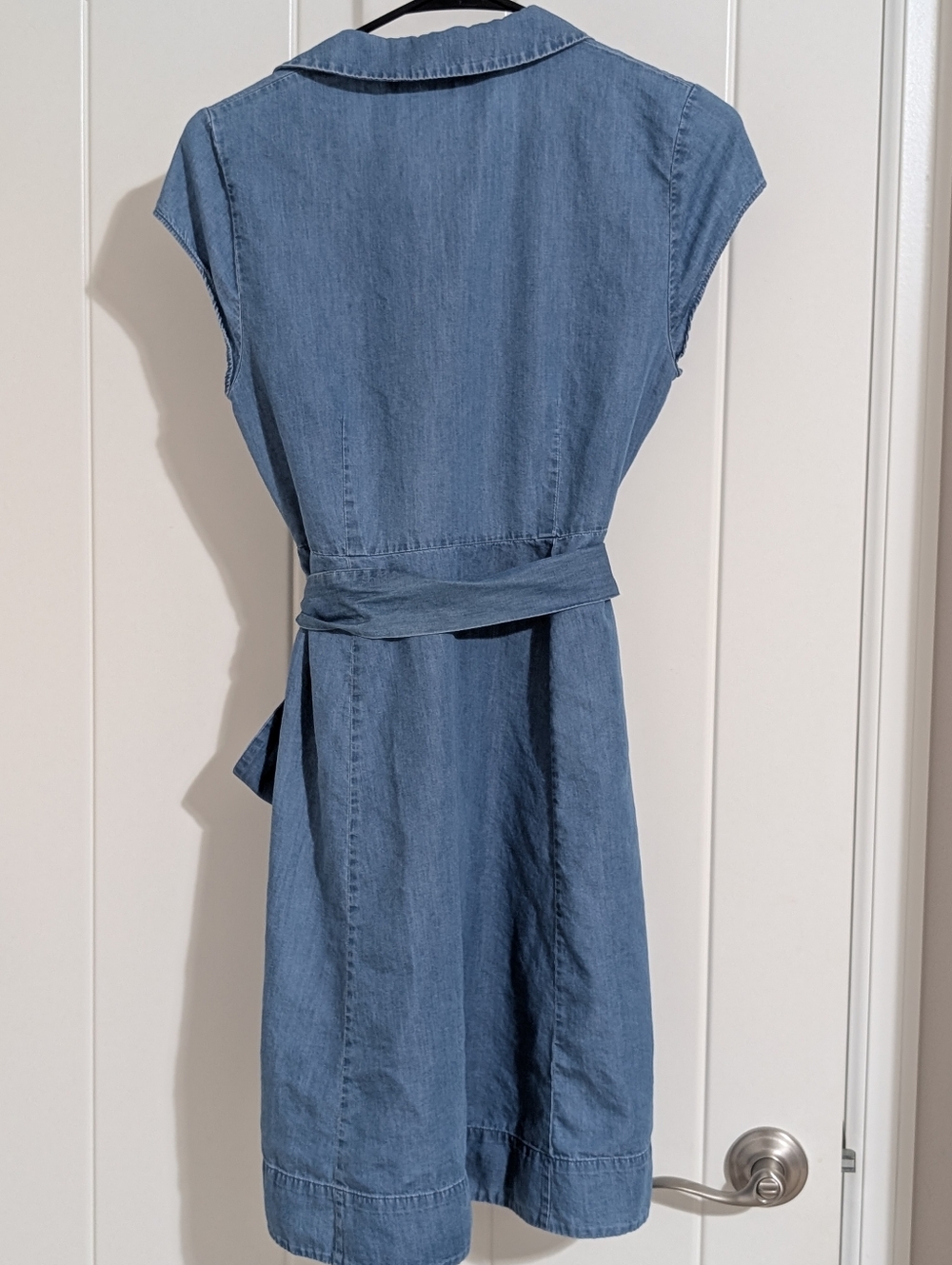 Boden Aubrey Denim Midi Chambray Tie-Waist Dress in Light Blue Size US 6 - Picture 7 of 11